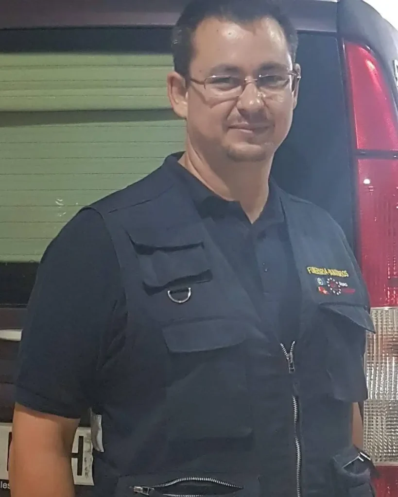 funerario más serio